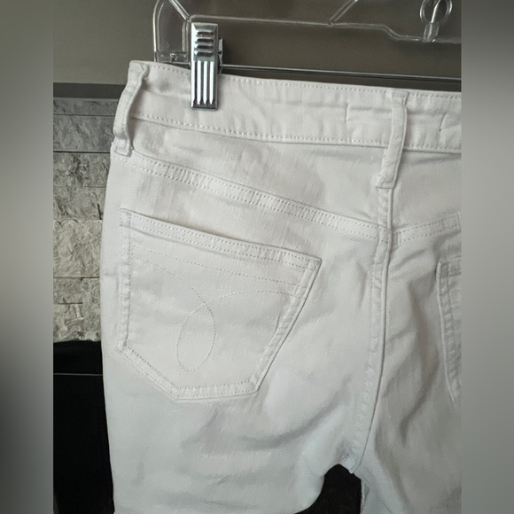 Calvin Klein‎ size 6 white denim Bermuda shorts - Picture 10 of 10